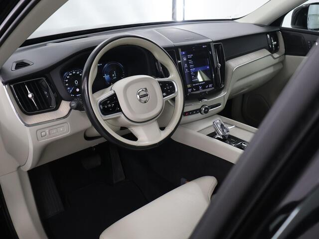 Volvo XC60 2.0 Recharge T6 AWD Inscription | Elektr. Trekhaak | Panoramadak | Luchtvering | Harman / Kardon | 360° Camera | Head-Up |