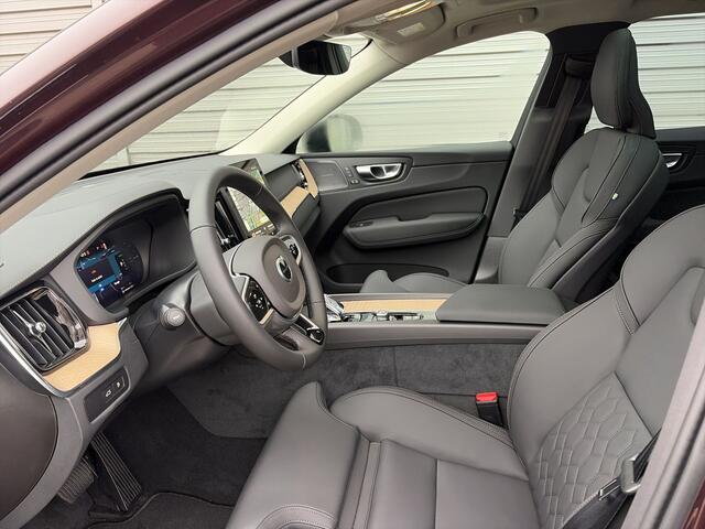 Volvo XC60 T6 350PK Plug-in hybrid AWD Ultra Dark / Black Sheep pakket / Luchtvering / Nordico bekleding /