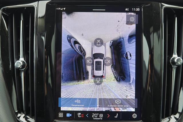 Volvo XC60 T6 Recharge AWD Plus Dark - Panorama/schuifdak - IntelliSafe Assist & Surround - 360º Camera - Verwarmde voorstoelen, stuur & achterbank - Parkeersensoren voor & achter - Elektr. bedienb. voorstoelen met geheugen - Draadloze tel. lader - Elektr. inklapbar