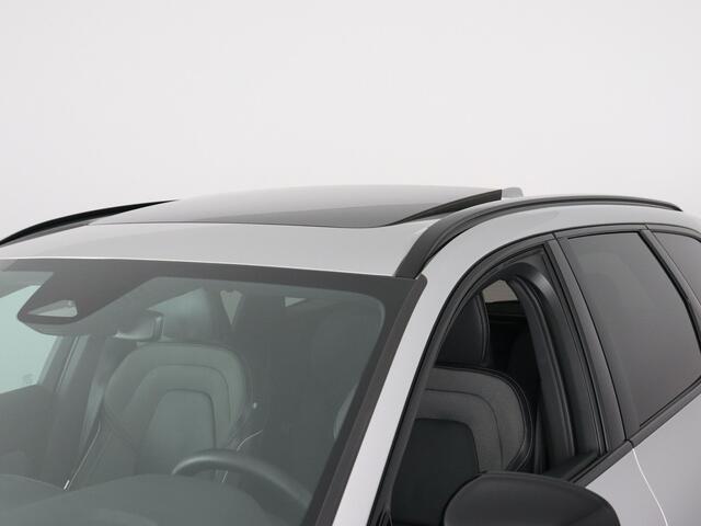 Volvo XC60 2.0 T6 Plug-in hybrid AWD Plus Dark (Pano / 360 Cam / H&K / Winterpakket)