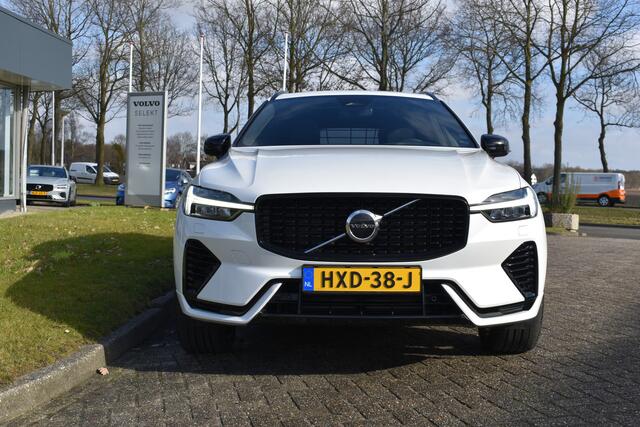 Volvo XC60 T6 Plug-in hybrid AWD Plus Dark | Trekhaak | Harman Kardon | Full LED