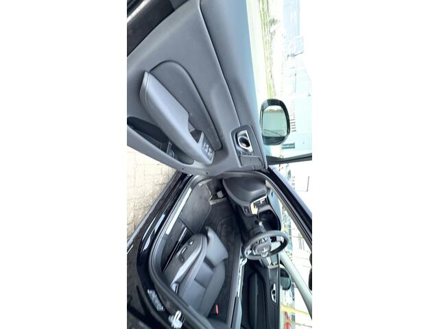 Volvo XC60 2.0 T6 Plug-in hybrid AWD Ultra Bright Luchtvering l Trekhaak l 360