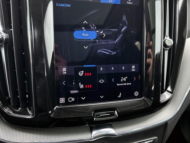 Volvo XC60 T6 AWD Plus Dark | Panorama dak | Leder | Trekhaak |