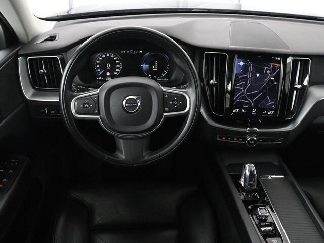 Volvo XC60 2.0 T8 Twin Engine AWD Inscription | Panoramadak | Leder | 360 Camera | Adaptive cruise | Stoelverwarming | Memory | Trekhaak | Carplay | Navigatie | Stuurverwarming | PHEV | Plug In