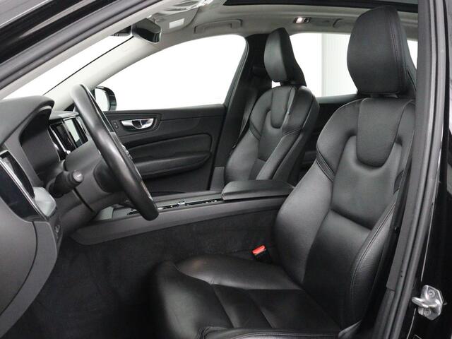 Volvo XC60 2.0 T8 Twin Engine AWD Inscription | Panoramadak | Leder | 360 Camera | Adaptive cruise | Stoelverwarming | Memory | Trekhaak | Carplay | Navigatie | Stuurverwarming | PHEV | Plug In