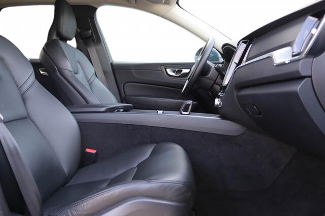 Volvo XC60 B4 MHEV Momentum Pro 197PK | Leder | Winterpakket | Dealeronderh