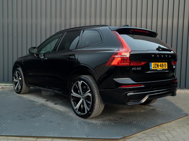 Volvo XC60 2.0 T6 Plug-in hybrid AWD Plus Dark | 360 Camera | Harman/Kardon | Trekhaak | Panodak | Dodehoek sensoren | Prijs Rijklaar!!