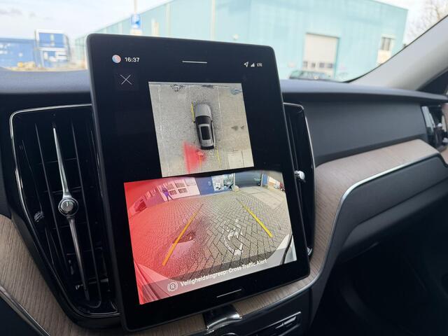 Volvo XC60 2.0 T8 Plug-in hybrid AWD Plus Dark