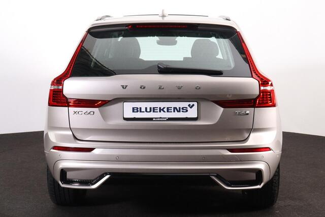 Volvo XC60 T6 Recharge AWD Ultra Dark - Panorama/schuifdak - IntelliSafe Assist & Surround - 360º Camera - Harman/Kardon audio - Adaptieve LED koplampen - Verwarmde voorstoelen, stuur & achterbank - Parkeersensoren voor & achter - Elektr. bedienb. voorstoelen met ge
