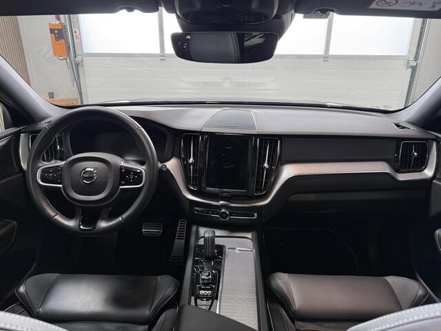 Volvo XC60 2.0 T6 Plug-in hybrid AWD R-Design - BLACK PACK - DEALER ONDERHOUDEN - PANORAMADAK - LEER - 360 CAMERA - STOELVERWARMING + STUURVERWARMING