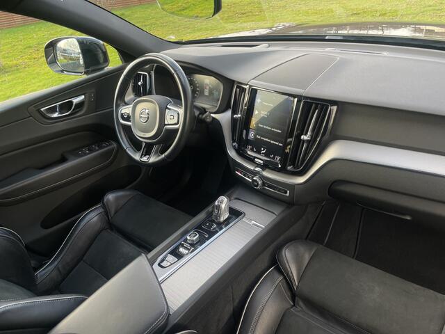 Volvo XC60 2.0 T8 Twin Engine AWD Inscription Elec.stoelen | Dodeh. | Trekhaak | Pano/schuifdak