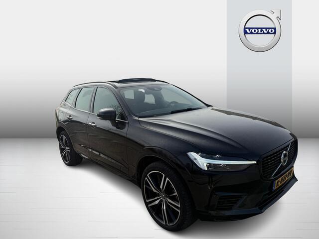 Volvo XC60 Recharge T6 AWD R-Design | Navigatie | Schuif-/Kanteldak | Head-Up Display | 360 Camera | Trekhaak | Adaptieve Cruise Control | Harman Kardon Audio | Stoel-/Stuurverwarming | Gelamineerd Glas Rondom | Park Assist | Memory | Elek. Stoelen | Zitverlenging |
