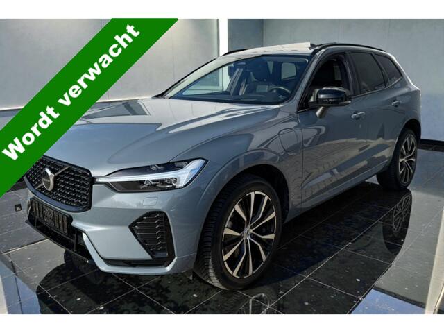 Volvo XC60 2.0 T8 AWD 335kW/456pk Aut8 Recharge LONG RANGE Ultimate Dark LUCHTVERING + HARMAN/KARDON + PANORAMADAK + EL.TREKHAAK + PILOT ASSIST + ADAPT.CRUISE + LANE ASSIST + STOEL-&STUURVERWARMING + CAMERA + KEYLESS + PARKSENSOREN + 20" LM-VELGEN!!