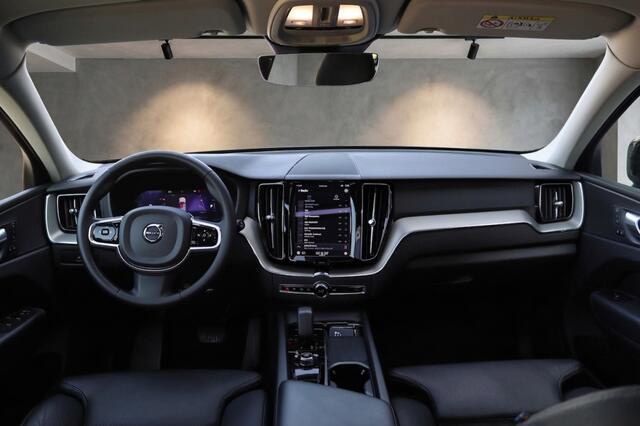 Volvo XC60 T6 Plus Dark Recharge Long Range Plug-In Hybrid AWD