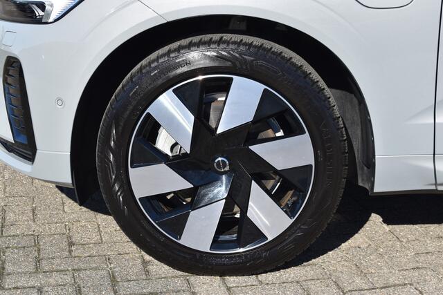 Volvo XC60 T6 AWD 350PK Plug-in Hybrid Ultimate Dark / Head-Up / Trekhaak / Blis / 360 Camera / Schuif/kanteldak /