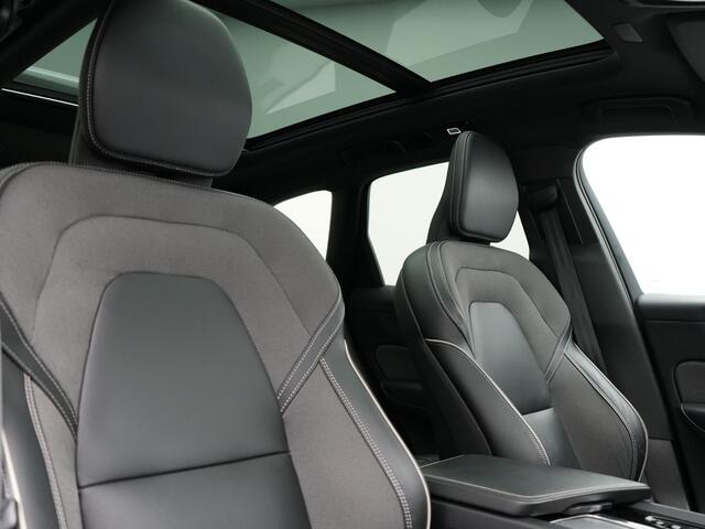 Volvo XC60 T6 AWD Plus Dark PHEV 350pk Dealer O.H. | Panodak | Camera | Harman / Kardon | Lederen Sportstoelen Memory & Verwarmd | 21"L.M | Keyless | Google Assistent | Apple Carplay | Stuur Verwarmd | DAB | Plug In Hybrid |