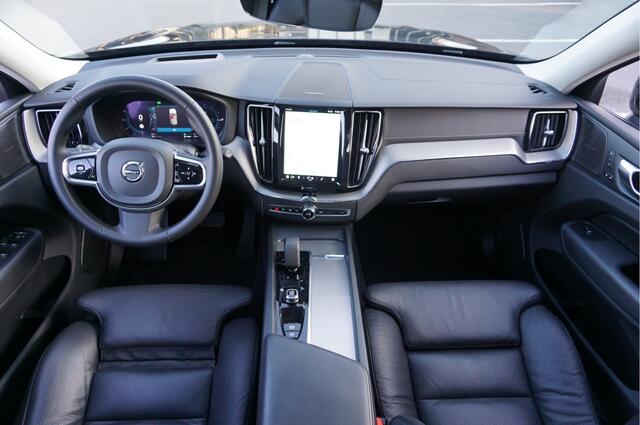 Volvo XC60 2.0 T6 Plug-in hybrid AWD Ultimate Dark Head-Up Long-Range 20"Velgen Schuifdak.