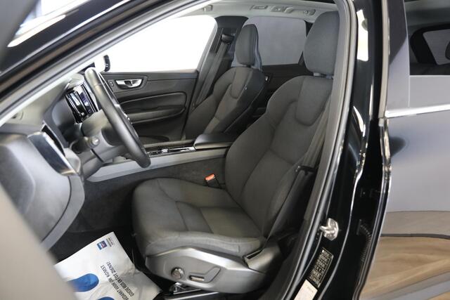 Volvo XC60 2.0 Recharge T6 AWD Inscription | Schuif- Kanteldak | Camera