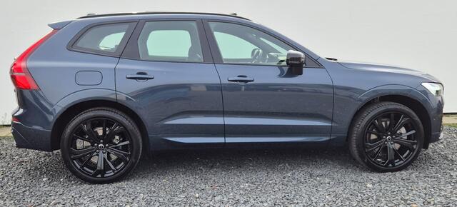 Volvo XC60 2.0 T6 PheV AWD Plus Black Edition Panoramadak - MY 2026 - 21" Wielen - Head up - Harman Kardon Audio - 360 Camera - Alarm - Climate - RG0R Interieur - Power seats met memory -Donkere hemel