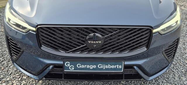 Volvo XC60 2.0 T6 PheV AWD Plus Black Edition Panoramadak - MY 2026 - 21" Wielen - Head up - Harman Kardon Audio - 360 Camera - Alarm - Climate - RG0R Interieur - Power seats met memory -Donkere hemel