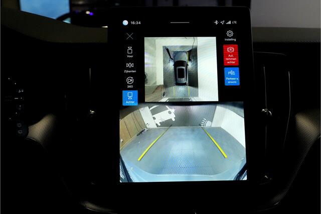 Volvo XC60 2.0 T6 AWD 293kW/399pk Aut8 MJ'26 Plug-in Ultra Black Edition LUCHTVERING + HARMAN/KARDON + PANORAMADAK + BLIS + EL.TREKHAAK + HEAD-UP + PILOT ASSIST + V&A STOEL-&STUURVERWARMING + ADAPT.CRUISE + SPORTSTOELEN + GOOGLE + 360 CAMERA + 21" LM-VELGEN!!