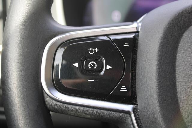 Volvo XC60 2.0 T6 PHEV AWD Core Bright R-DESIGN PANO LEER STAND 85000KM!!!