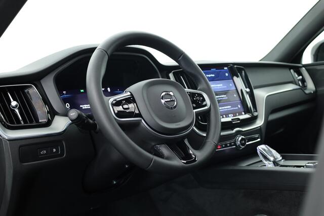 Volvo XC60 2.0 T8 Plug-in hybrid AWD Plus Dark | Luchtvering | Pano | Memory | 360cam | H&K Audio | Adapt. Cruise | CarPlay