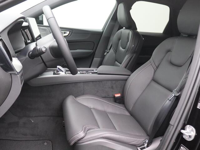Volvo XC60 2.0 T6 Plug-in hybrid AWD Plus Black Edition 350PK Pano-Schuifdak, Trekhaak, 21" LM Velgen, 360gr. Camera, Head-Up Display, Elektr. Achterklep, Keyless, Memorystoel