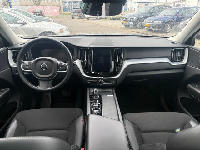 Volvo XC60 2.0 T8 AWD Momentum 360 cam I Adapt. cruise I Pano I All-in prijs!