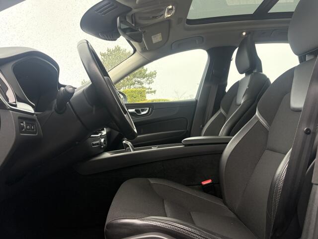 Volvo XC60 2.0 T8 AWD Momentum 360 cam I Adapt. cruise I Pano I All-in prijs!