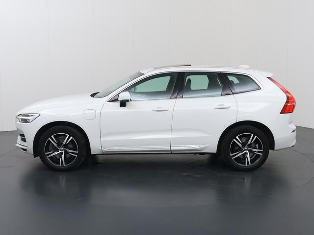 Volvo XC60 2.0 T8 Twin Engine AWD Inscription | Panoramadak | Lederen Interieur | Ele.verstelbare Comfortstoelen + Geheugen | Navigatie | Apple CarPlay/Android Auto | Camera | Adaptieve Cruise Control | Ele.kofferdeksel | Ele.wegklapbare Trekhaak |