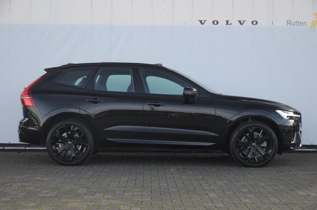 Volvo XC60 T6 350PK Automaat AWD Plus Black Edition / Trekhaak / Panoramadak / BLIS / Adaptieve cruise control / Keyless entry / Stoel - en stuurwielverwarming / elektrische stoelen met geheugen / Parkeersensoren met 360 camera / Elektrische achterklep