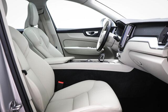 Volvo XC60 2.0 T6 Plug-in hybrid AWD Inscription Exclusive SOH 92% | PANORAMADAK | DAB | DRAADLOZE LADER | APPLE | CAMERA