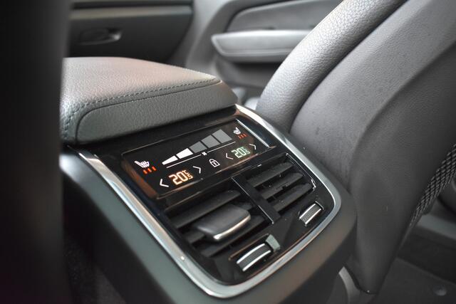 Volvo XC60 B5 265PK Inscription | Lounge | Climate Pro Pack | Trekhaak |