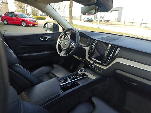 Volvo XC60 T6 Plug-in hybrid AWD Inscription | Rijklaarprijs | Trekhaak | Pano dak |