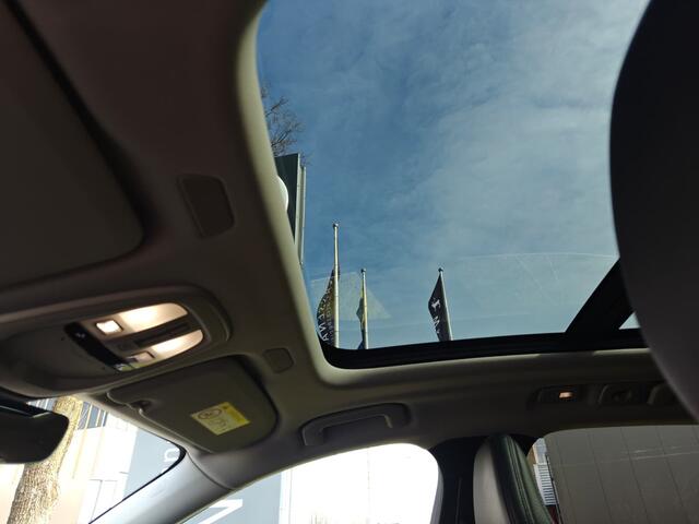 Volvo XC60 T6 Plug-in hybrid AWD Inscription | Rijklaarprijs | Trekhaak | Pano dak |