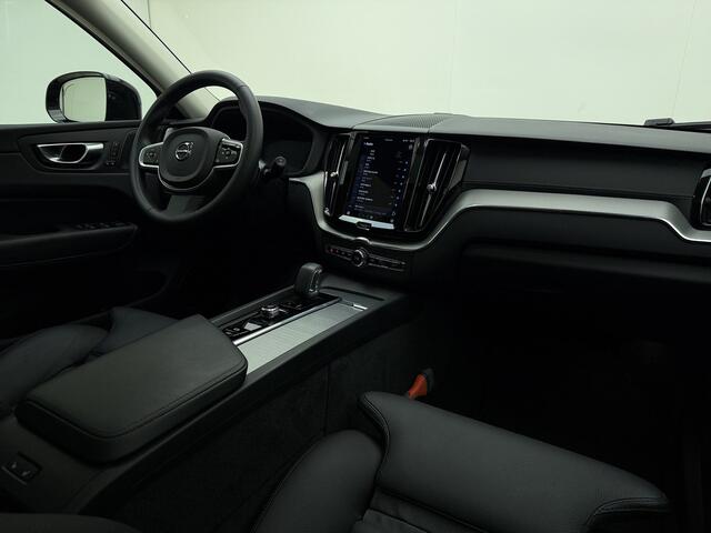 Volvo XC60 T8 455pk AWD Ultra Dark / Luchtvering / 21'' / El. Trekhaak / 360 Camera / Head-Up / Panoramadak / El. Stoelen / Lederen Dashboard / Full-LED /