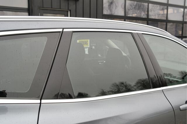 Volvo XC60 2.0 B5 Momentum Pro | NL-Auto | 22'' | Trekhaak | Carplay