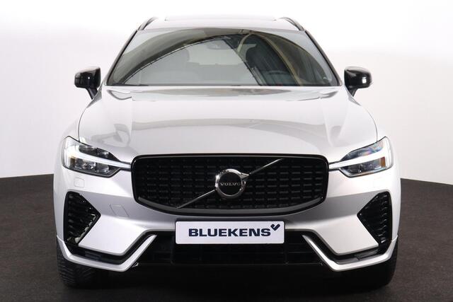 Volvo XC60 T6 Recharge AWD Plus Dark - Panorama/schuifdak - IntelliSafe Assist & Surround - Harman/Kardon audio - Adaptieve LED koplampen - Verwarmde voorstoelen, stuur & achterbank - Parkeersensoren voor & achter - Elektr. bedienb. voorstoelen met geheugen - Draadl