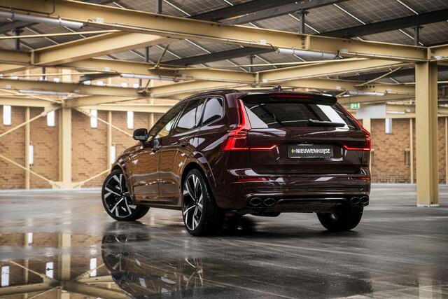 Volvo XC60 2.0 T6 Plug-in hybrid AWD Dark | Facelift | Heico Body Kit | Panoramadak | 22" Velgen | Trekhaak| Getint Glas | Head-Up | 360 Camera | Panoramadak | Sportonderstel |