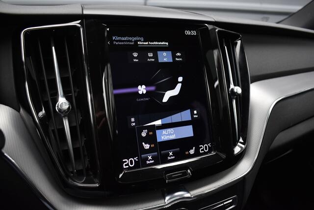 Volvo XC60 2.0 Recharge T8 AWD R-Design | Panorama | Elek. Trekhaak | Stoelverwarming voor + achter | Stuurverwarming |