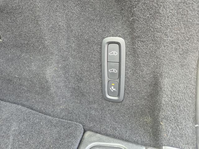 Volvo XC60 2.0 T8 Twin Engine AWD Inscription Luchtvering/Trekhaak/Panodak etc.