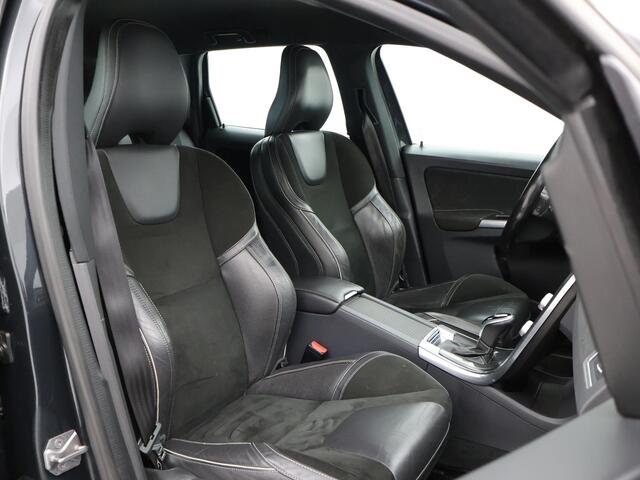 Volvo XC60 2.0 D4 190 PK AUT. R-DESIGN + TREKHAAK | MEMORY | SPORTSTOELEN | DIGITALE COCKPIT
