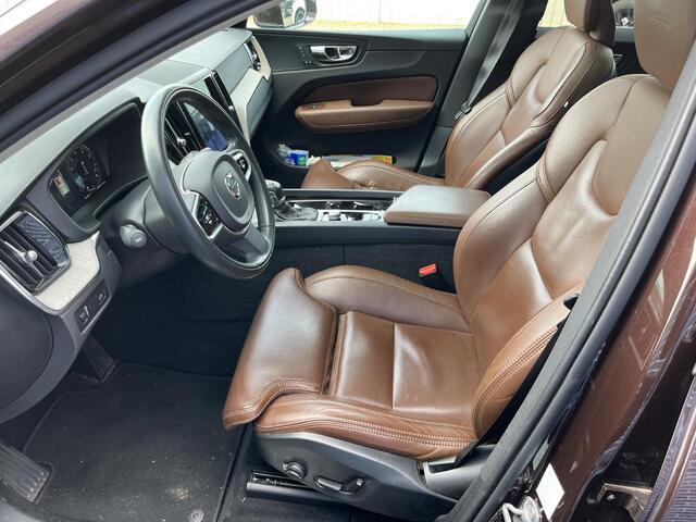 Volvo XC60 2.0 T5 Inscription | Head-up Display | 360 Graden Camera | Panoramadak | Nappaleder | Stoelventilatie | Elektrisch Verstelbare Voorstoelen | Navigatie | Apple Carpley | Android Auto