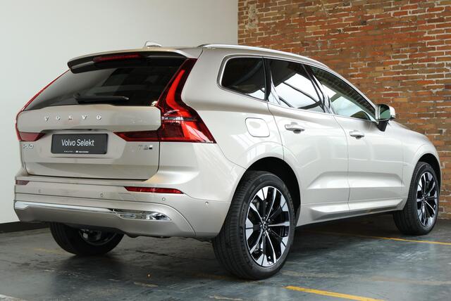 Volvo XC60 T6 Automaat Plug-in hybrid AWD Plus Bright | Schuif/Kantel-Panoramadak | 360º Visual Park Camera | Harman Kardon Premium Audio | Elektrisch Verstelbare Voorstoelen | 20 inch Lichtmetalen Wielen | Parkeersensoren voor + achter