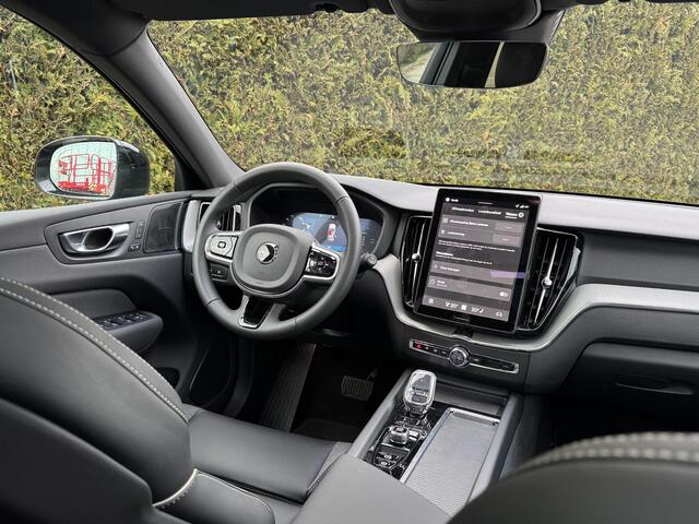 Volvo XC60 T8 Plug-in hybrid AWD Plus Black Edition | Trekhaak | 360 Camera | H&K Audio | Elektr. stoel