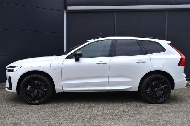 Volvo XC60 T6 Plug-in hybrid AWD Plus Black Edition | Panoramadak | Verwarmbare voorstoelen en achterbank | 360 graden camera | Premium audio by Harman Kardon | Elektrische achterklep | Adaptieve cruise control | BLIS | Head Up Display | Volvo Guard Alarm | Google N