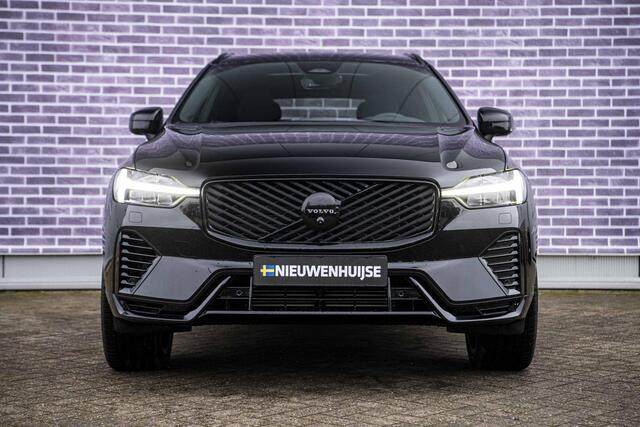 Volvo XC60 2.0 T6 Plug-in Hybrid AWD Plus Black Edition | PHEV | 360 Graden Camera | Panoramadak | Head-up Display | Trekhaak | Keyless Entry | Lichtmetalen Velgen 21 inch | Elektrische Achterklep | Cruise Control Adaptief | BLIS | Navigatie