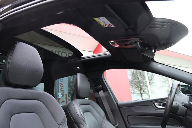 Volvo XC60 2.0 D4 FWD R-Design | Origineel NL | HUD | ACC | Panoramadak | Leder | Camera | Trekhaak |