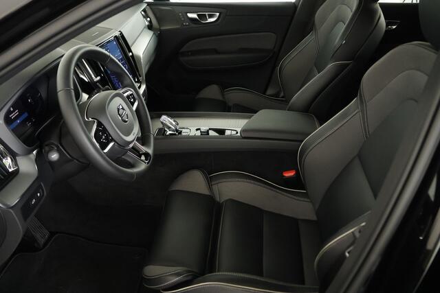 Volvo XC60 2.0 T6 Plug-in hybrid AWD Plus Black Edition / Opendak / HarmanKardon / Pilot assist